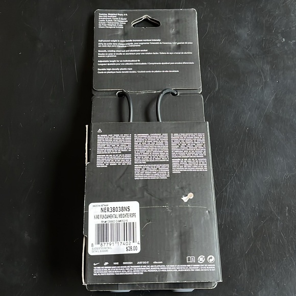 Nike Fitness Fundamental Weighted Jump Rop - Picture 2 of 6